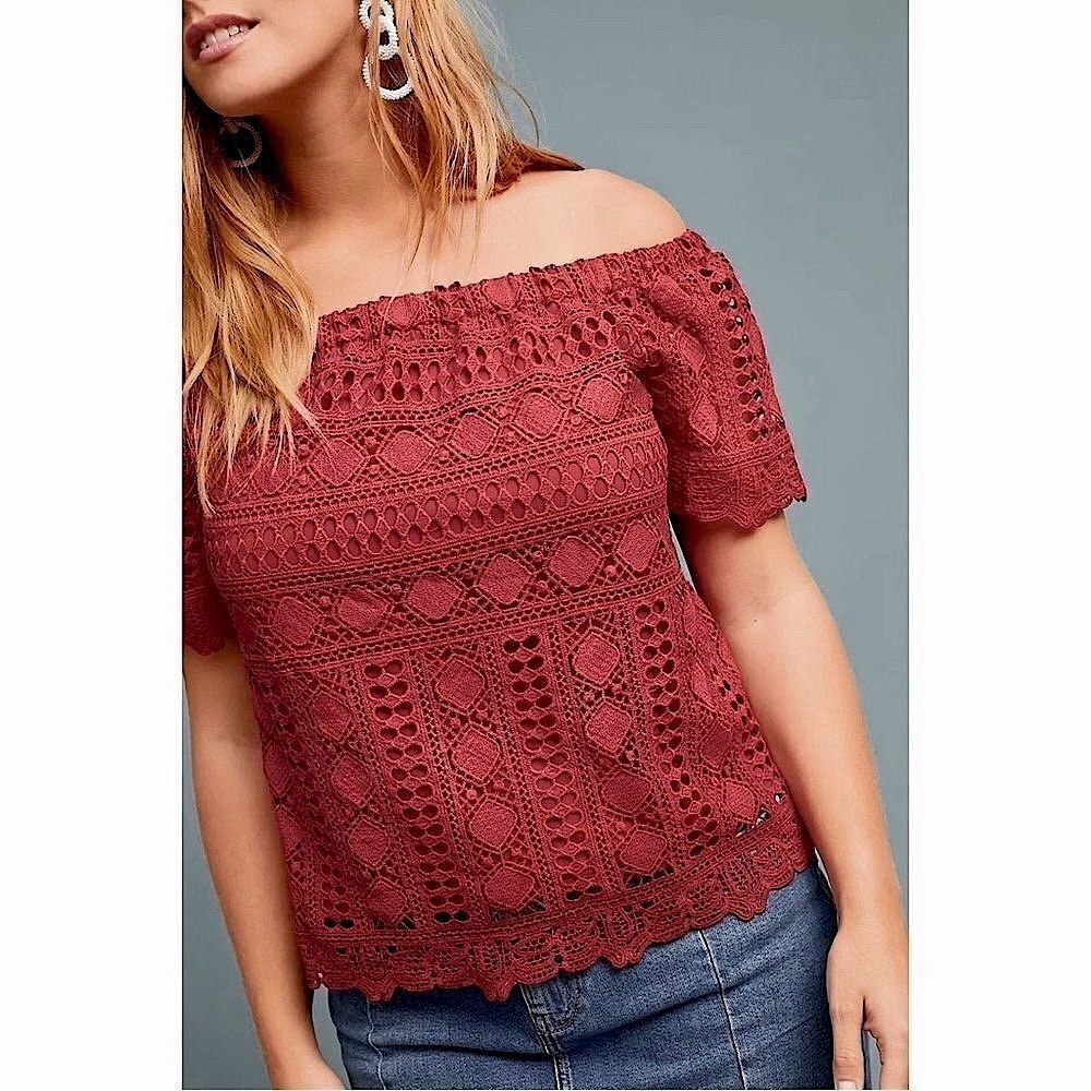 Like New Anthropologie Sunday in Brooklyn Evie Off-the-Shoulder Top